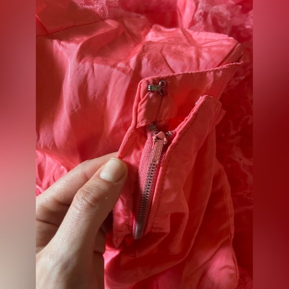 50s Vintage Hot Pink Tulle and Lace Cupcake Dress with Shelf Bust - Picture 8 of 16